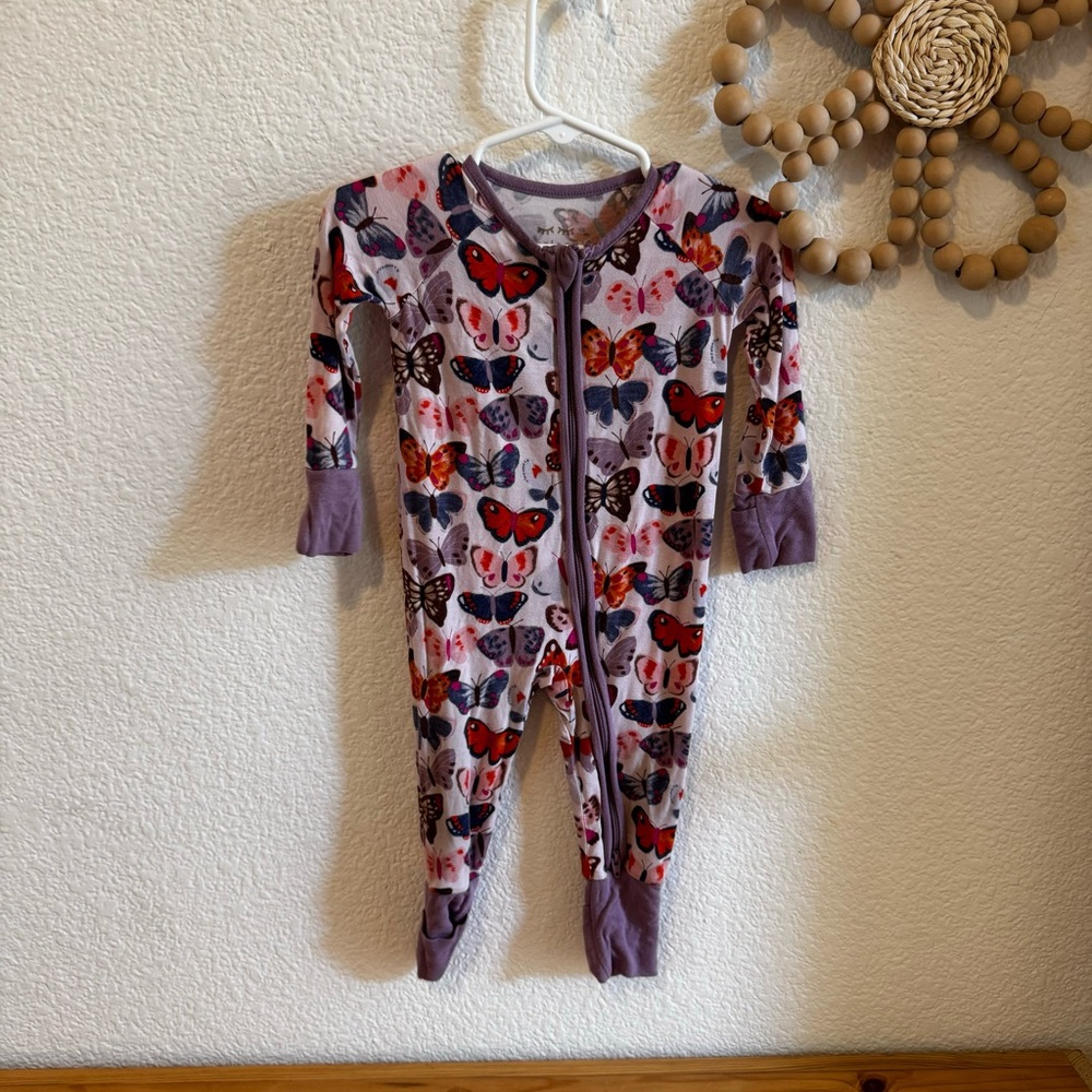 Little Sleepies- Butterfly Kisses Zippy 3-6